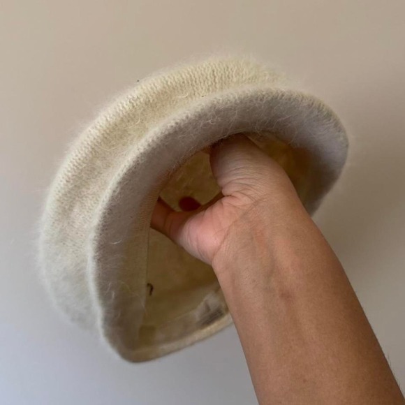 Vintage Y2K Cream Paperboy Hat Angora Fuzzy Fur White Cream Sequin Gold - Picture 7 of 8